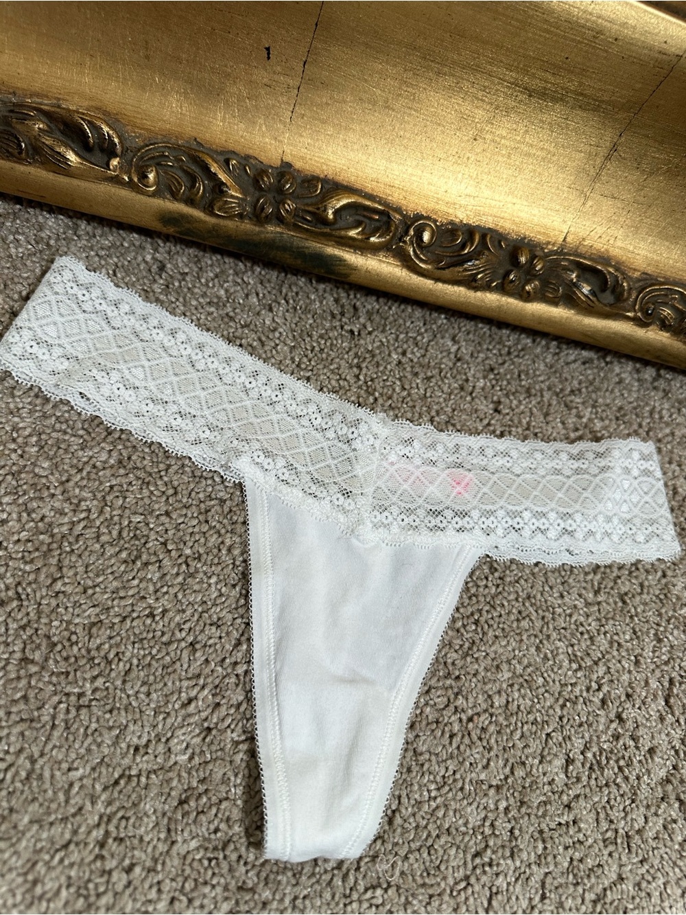 New Victoria's Secret Cotton Lingerie 2011 Low Rise Thong White Size XS